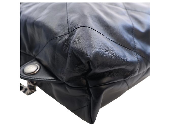 Chanel 22 Rucksack aus glänzendem gestepptem Kalbsleder Schwarz Large - Ansicht 13