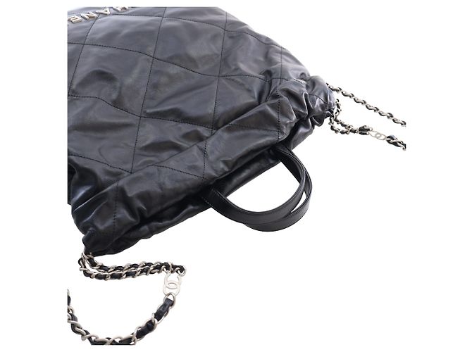 Chanel 22 Rucksack aus glänzendem gestepptem Kalbsleder Schwarz Large - Ansicht 7