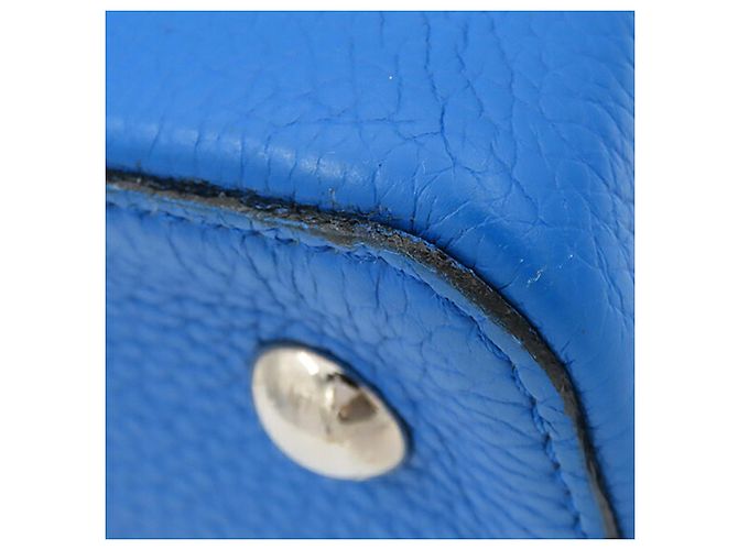Louis Vuitton Blue Taurillon Capucines GM Azul - vista 11
