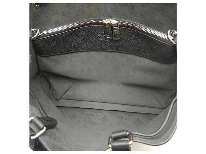 Tote Bella Monogram Mahina nero Louis Vuitton - vista 9