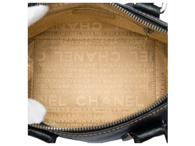 Borsa Bowler LAX Chanel in pelle di vitello granulata nera con nappa Nero - vista 4