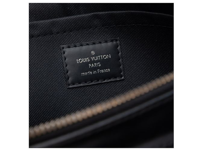 Louis Vuitton Pochette Discovery GM Monogram Eclipse nero - vista 5