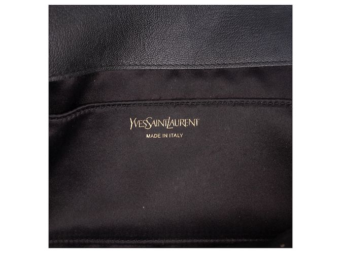 Clutch Belle De Jour in pelle di vitello nera con monogramma grande Saint Laurent Nero - vista 5