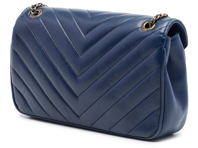 Chanel Blue Chevron Lambskin Pyramid CC Flap Blu scuro - vista 2