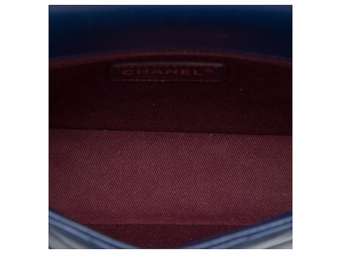 Chanel Blue Chevron Lambskin Pyramid CC Flap Blu scuro - vista 4