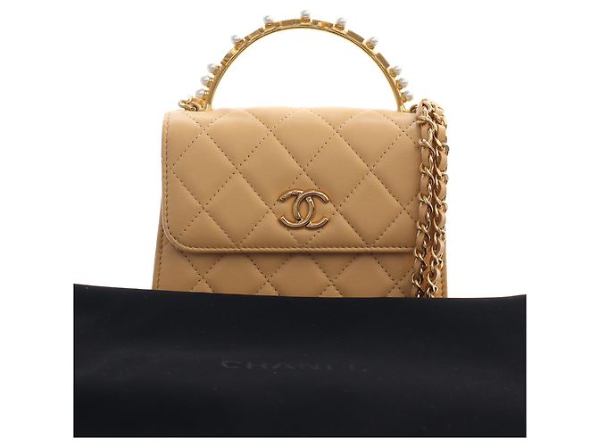 Chanel Beige CC Trapuntato in agnello con manico superiore e perle finte - vista 14