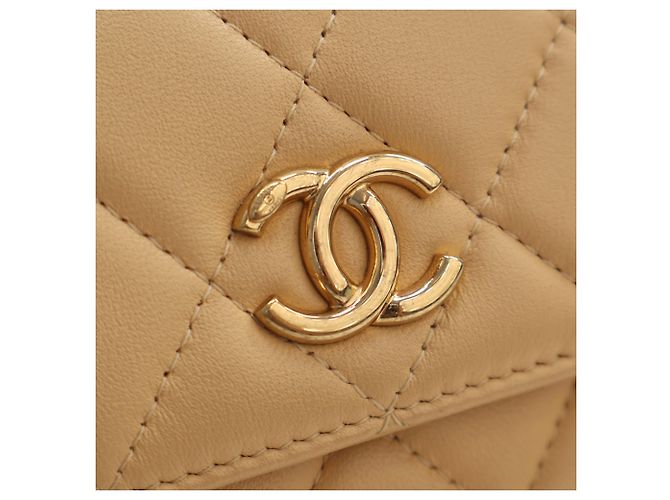 Chanel Beige CC Trapuntato in agnello con manico superiore e perle finte - vista 4