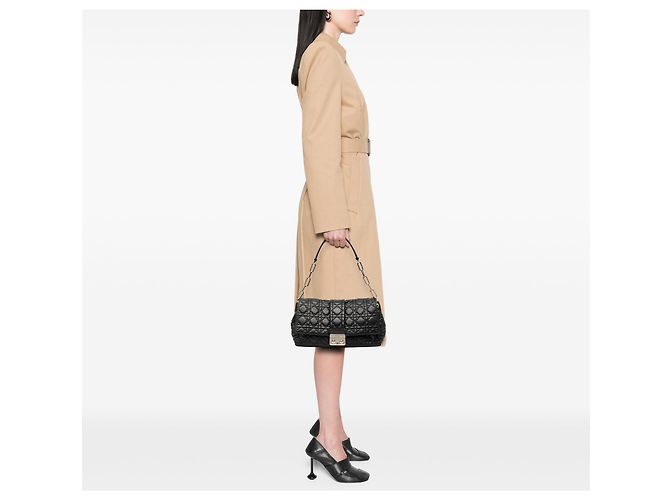 Borsa a tracolla Dior Black Lambskin Cannage New Lock Nero - vista 10