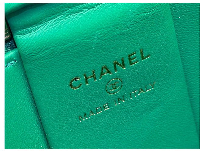 Chanel Vanity Case Klein in Grünem Lammleder - Ansicht 10