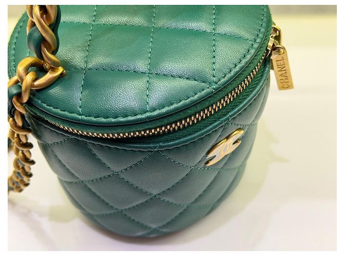 Chanel Vanity Case Klein in Grünem Lammleder - Ansicht 7