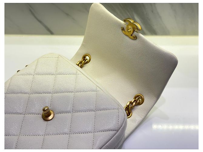 Borsa Chanel Classic Flap Small in pelle bianca Bianco - vista 13