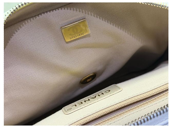 Borsa Chanel Classic Flap Small in pelle bianca Bianco - vista 14
