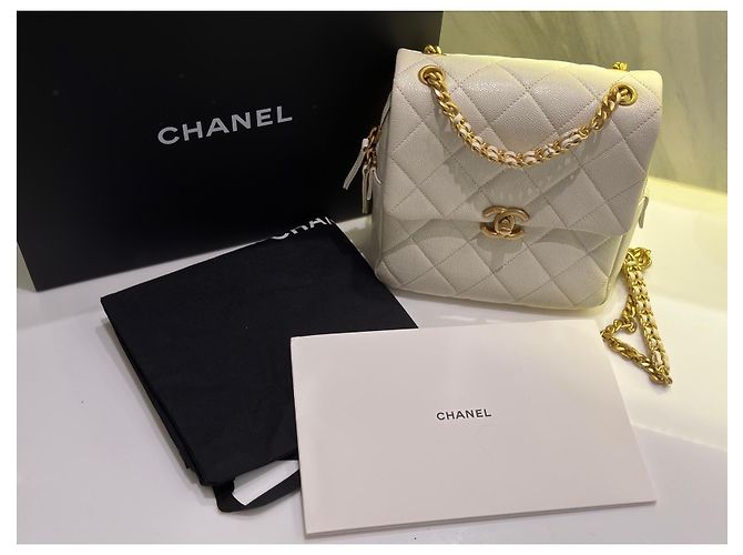Borsa Chanel Classic Flap Small in pelle bianca Bianco - vista 15