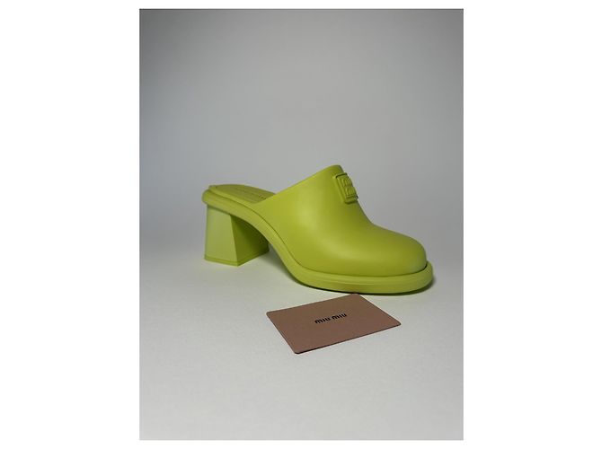 Miu Miu Soft Mules in Lime – Größe 37 Grün - Ansicht 10