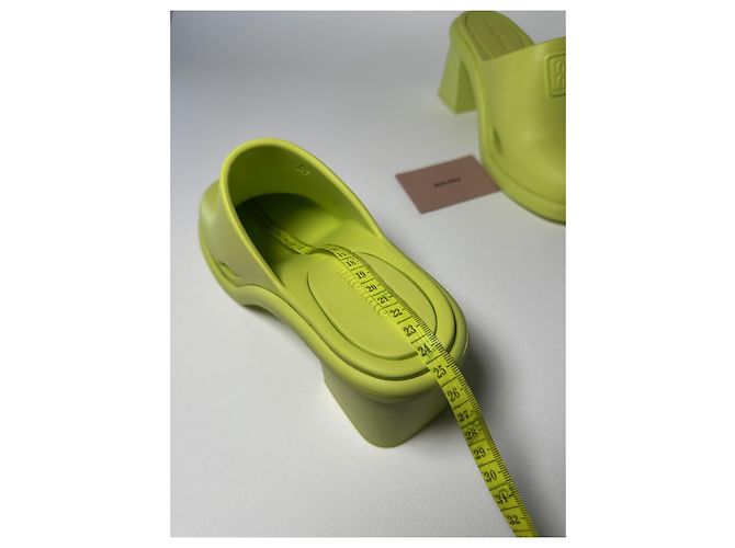 Miu Miu Soft Mules in Lime – Größe 37 Grün - Ansicht 14