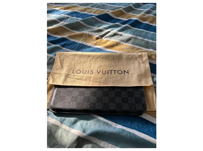 Louis Vuitton Funda iPad Damier Graphite Negro Gris antracita - vista 8