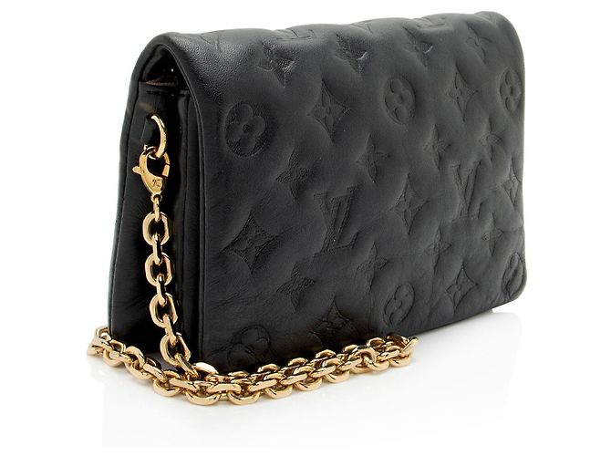 Pochette Coussin in agnello goffrato Monogram Louis Vuitton Nero - vista 2