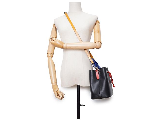 Borsa a tracolla in pelle Louis Vuitton NeoNoe BB Multicolore - vista 2