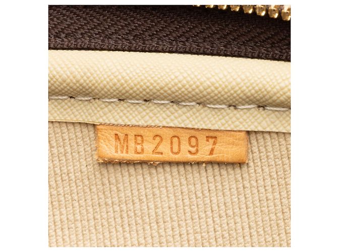Louis Vuitton Monogram Canvas Alize 24 Heures Weekender Castaño - vista 6