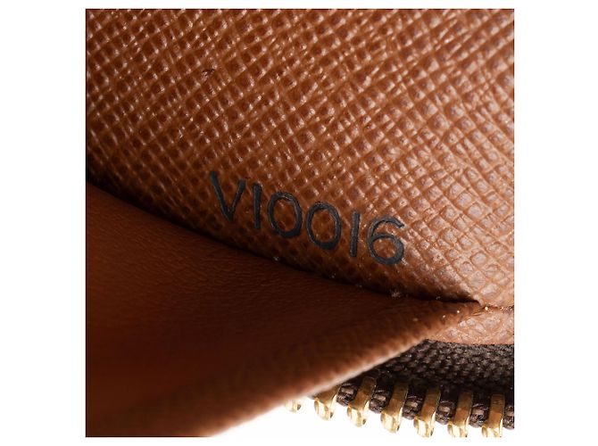 Louis Vuitton Vintage Monogram Canvas Zippy Organizer Wallet - view 4