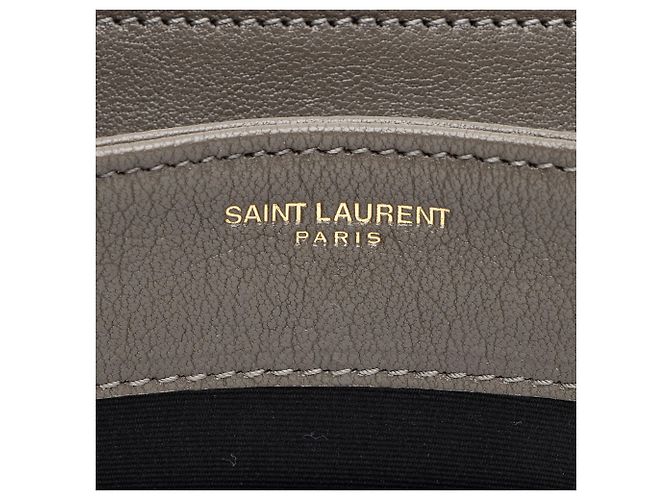 Borsa a tracolla Becky piccola in pelle trapuntata con monogramma a diamante Saint Laurent - vista 9