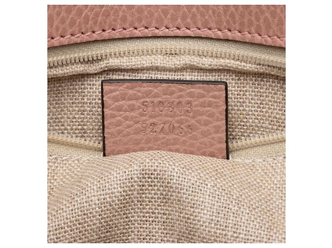 Borsa a tracolla Gucci in pelle di vitello granulata Interlocking G Medium Rosa - vista 6