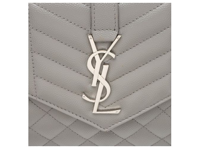 Cartera con cadena Monogram Matelassé Grain de Poudre Mixta Saint Laurent Gris - vista 9