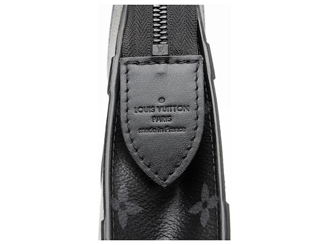 Louis Vuitton Monogram Eclipse Soft Trunk Pochette Nero - vista 7