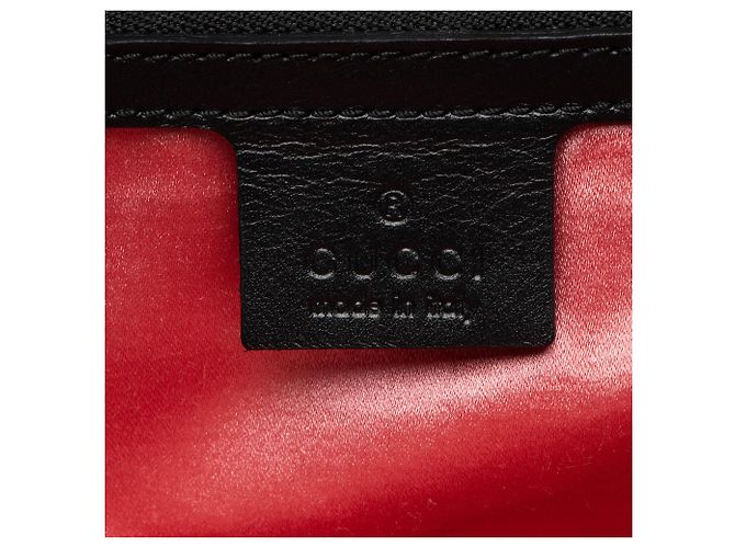 Borsa Gucci Bicolor Matelassé Pelle GG Marmont Top Handle Small Satchel Nero - vista 8