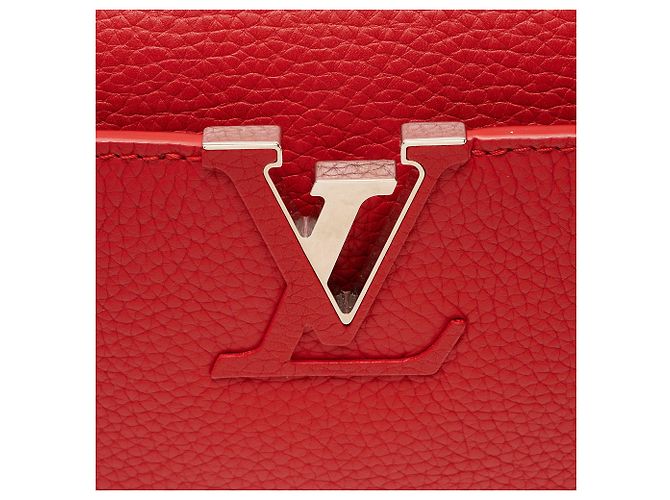 Borsa Louis Vuitton Taurillon Capucines PM Rosso - vista 9