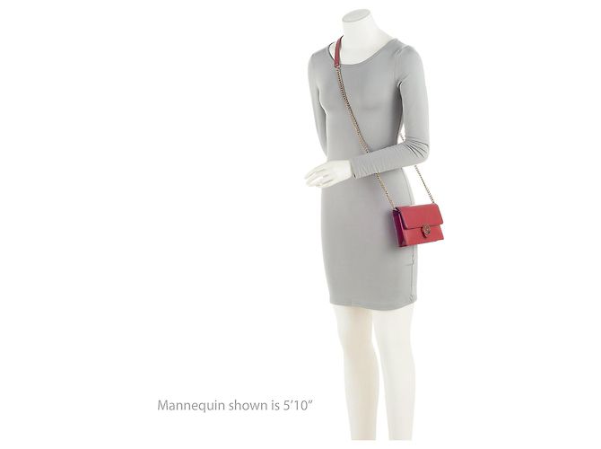 Cartera con cadena entrelazada G en piel de becerro granulada Gucci Roja - vista 5