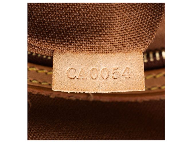 Louis Vuitton Vintage Monogram Canvas Abbesses Messenger Marron - vue 6