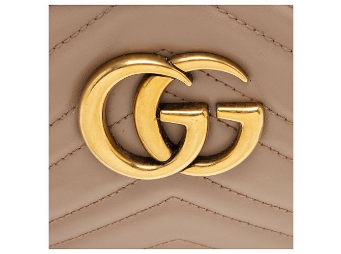 Borsa a tracolla piccola Gucci Matelasse Leather GG Marmont Marrone Beige - vista 9