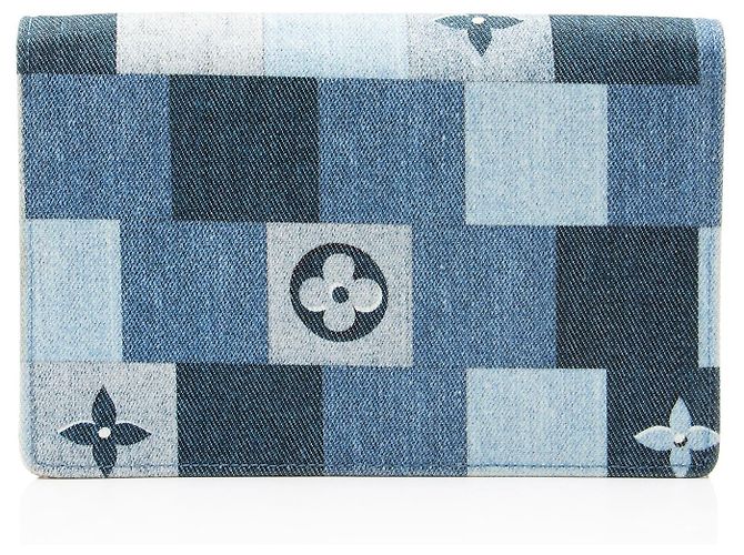 Portafoglio con catena Louis Vuitton Limited Edition Denim Patchwork Flore Blu - vista 3