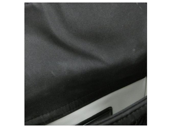 Bolso Christian Dior LADY DIOR MINI de nylon Negro Blanco - vista 10