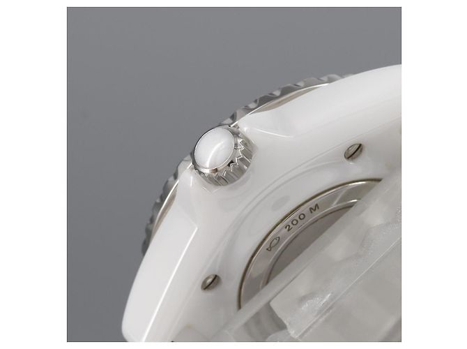 Chanel J12 Cosmic Ceramic Quartz Limited Weiß - Ansicht 4