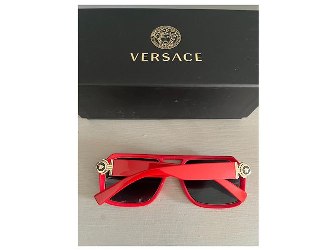Versace Occhiali da Sole Medusa Biggie Rosso Gold hardware - vista 5