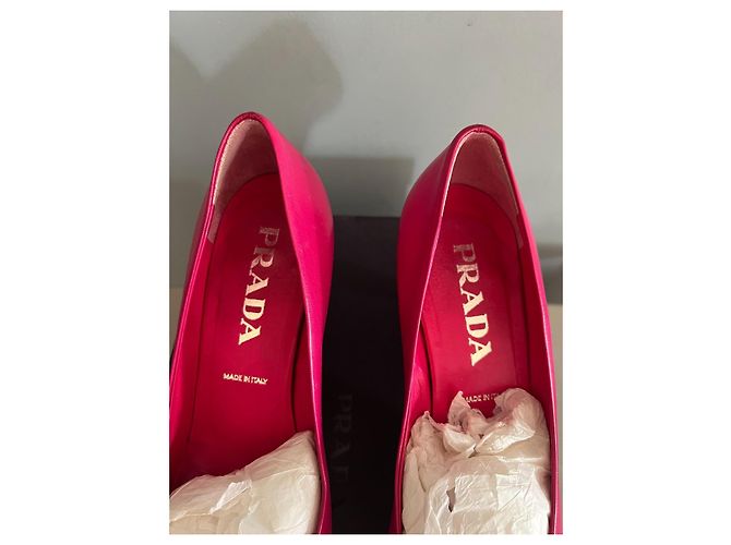 Prada Décolleté in pelle rosa - vista 4