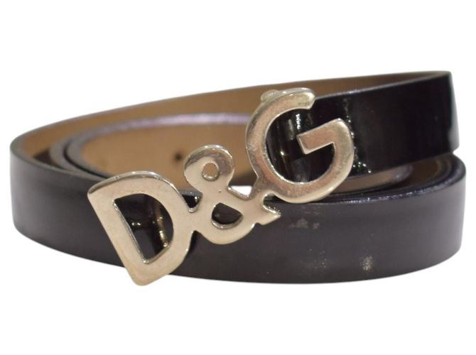 D&G Dolce & Gabbana Skinny Monogram Gürtel aus schwarzem Lackleder Größe 75 Golden - Ansicht 2