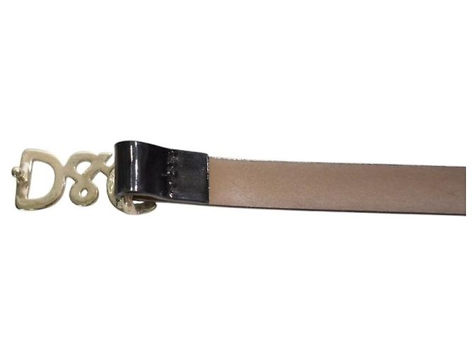 D&G Dolce & Gabbana Skinny Monogram Gürtel aus schwarzem Lackleder Größe 75 Golden - Ansicht 8