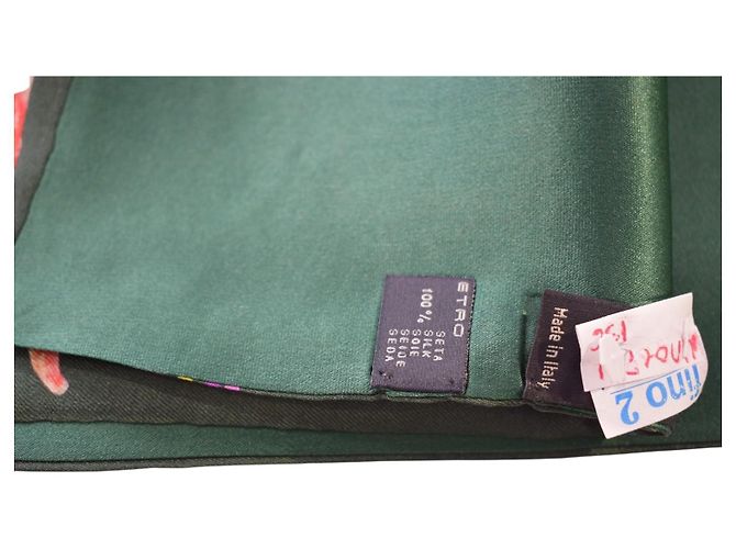 Echarpe Stole ETRO Milano 100% Seda Estampa de Frutas e Vegetais Uva Listrada Marrom Rosa Bege Verde Roxo Amarelo - vista 5