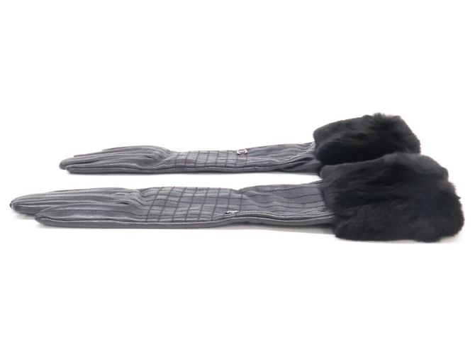 Chanel Coco Mark Lammfell-Pelzhandschuhe Schwarz - Ansicht 4