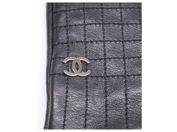 Chanel Coco Mark Lammfell-Pelzhandschuhe Schwarz - Ansicht 9