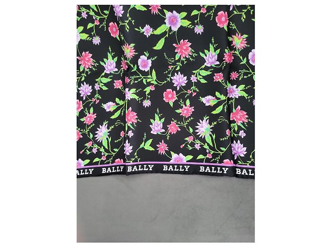 Bally Seidenschal mit Blumenmuster Schwarz Pink Grün Lila - Ansicht 2