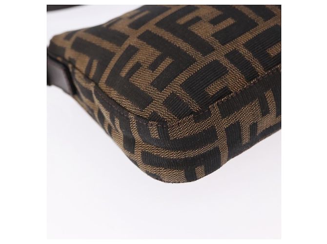 FENDI Zucca Canvas Mamma Baguette Shoulder Bag Marrone Argento Auth BA14206SAV - vista 17