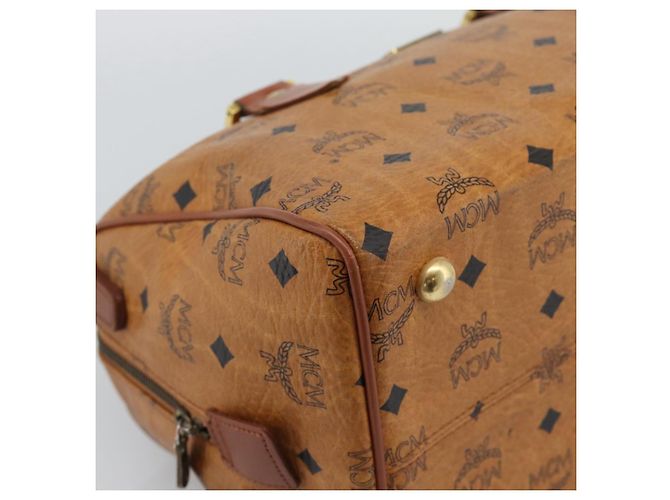 Bolsa Boston MCM Logogram Vicetos em PVC e couro marrom com detalhes dourados Auth 194565 - vista 14