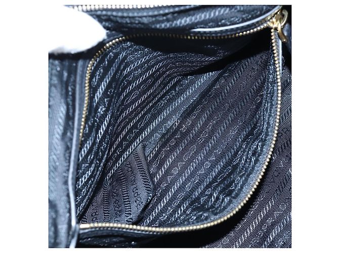 Borsa PRADA in Nylon e Pelle 2way Nera Oro Autentica 191870V Nero D'oro - vista 26