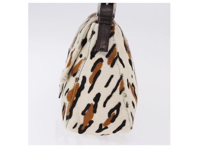 Borsa a tracolla FENDI Leopard Mamma Baguette Harako White Silver Auth yk20700SAM Argento Bianco - vista 3
