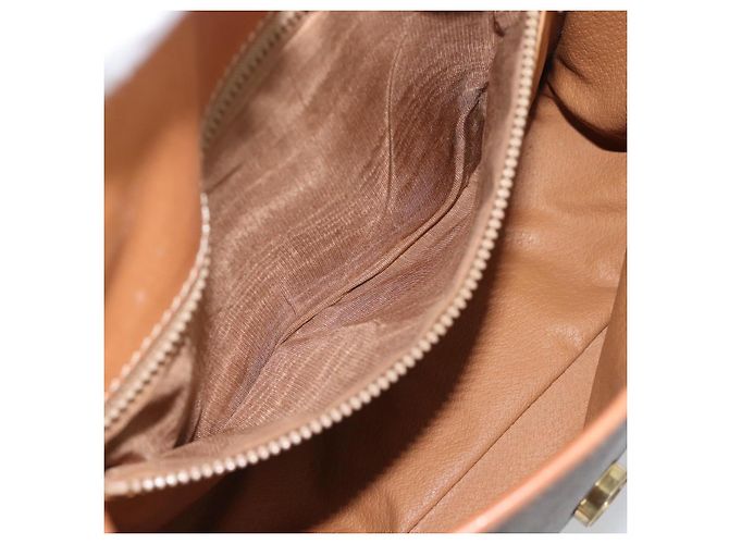 Céline Bolsa de ombro CELINE Macadam em PVC e couro marrom com detalhes dourados Auth ka5340 - vista 21