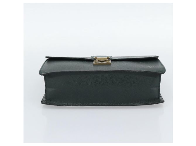 LOUIS VUITTON Pochette Kour Clutch Taiga Epicea M30194 LV Auth ka5336 - vista 6